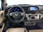  4  Honda FR-V  (1  2004 2009)