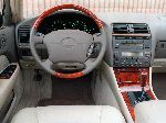  30  Lexus LS  (3  2000 2003)