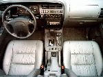  8  Opel Monterey  3-. (1  1992 1998)