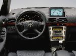  14  Toyota () Avensis  (3  2009 2011)