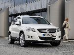   Volkswagen () Tiguan 